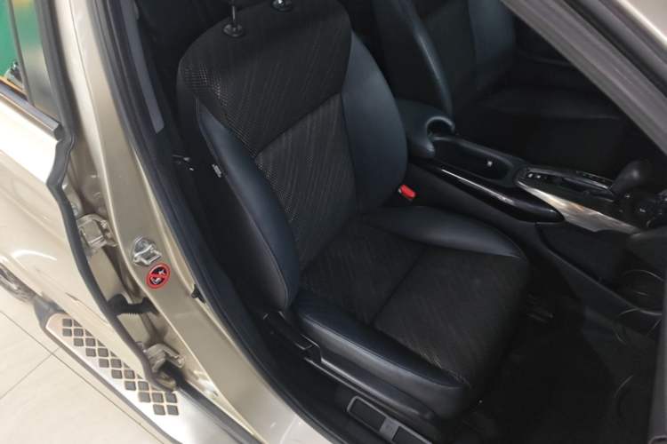 Used Honda XR-V 2017 1.8L EXi CVT Comfort Version Right Front Seat