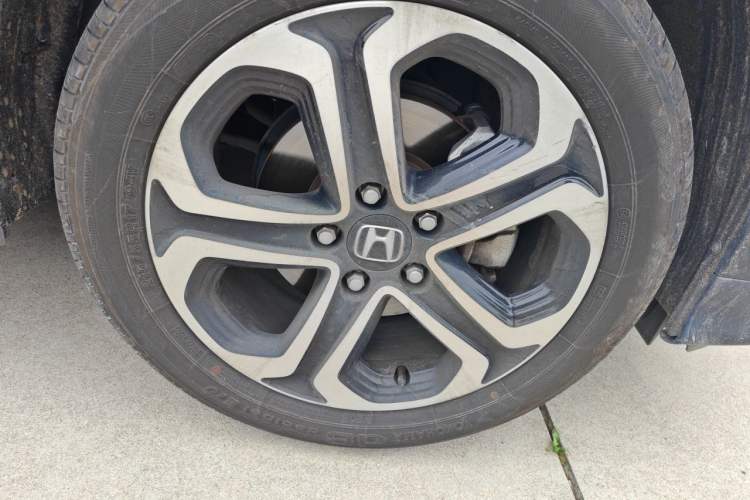Used Honda XR-V 2017 1.8L EXi CVT Comfort Version Right Front Wheel Hub