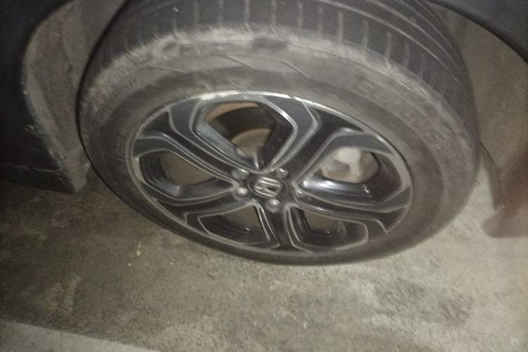 Used Honda XR-V 2017 1.8L EXi CVT Comfort Version Right Front Wheel Hub
