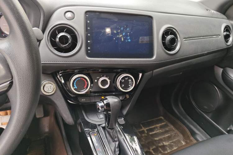 Used Honda XR-V 2017 1.8L EXi CVT Comfort Version Audio And AC Panel
