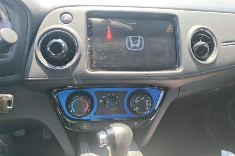 Used Honda XR-V 2017 1.5L LXi CVT Classic Edition Audio And AC Panel
