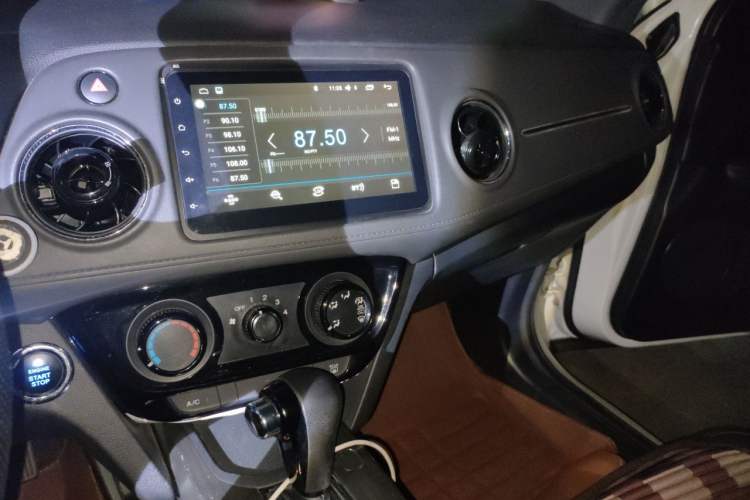 Used Honda XR-V 2017 1.5L LXi CVT Classic Edition Audio And AC Panel