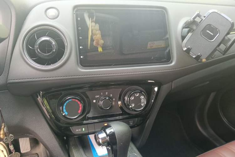 Used Honda XR-V 2017 1.5L LXi CVT Classic Edition Audio And AC Panel