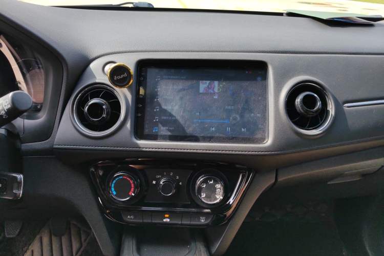 Used Honda XR-V 2017 1.5L LXi Manual Classic Edition Audio And AC Panel