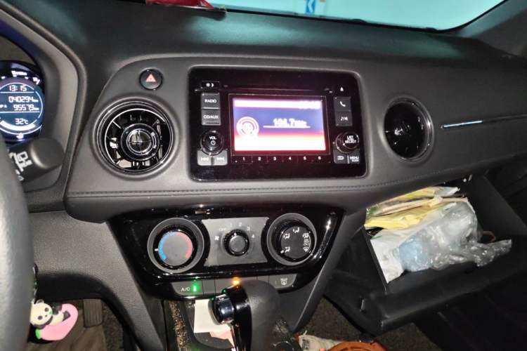 Used Honda XR-V 2017 1.5L LXi CVT Classic Edition Audio And AC Panel