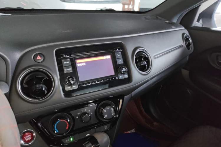 Used Honda XR-V 2017 1.8L EXi CVT Comfort Version Audio And AC Panel