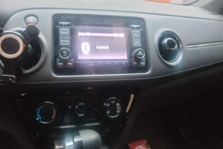 Used Honda XR-V 2017 1.5L LXi CVT Classic Edition Audio And AC Panel