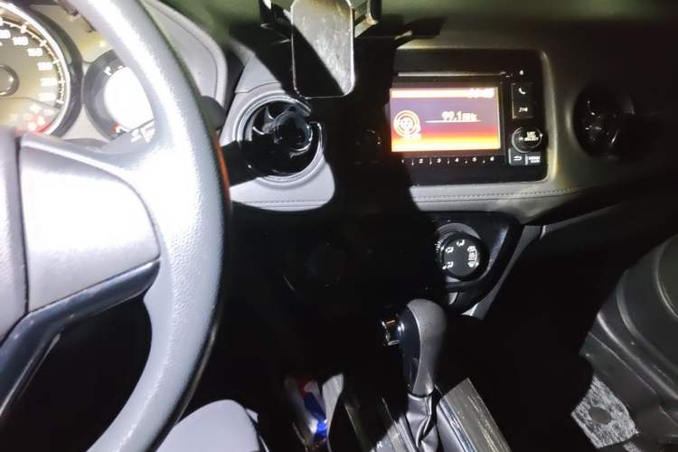 Used Honda XR-V 2017 1.5L LXi CVT Classic Edition Audio And AC Panel