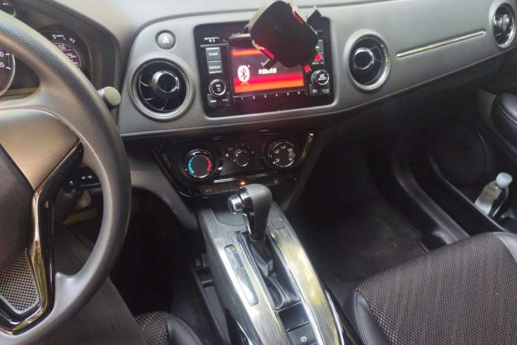 Used Honda XR-V 2017 1.5L LXi CVT Classic Edition Audio And AC Panel