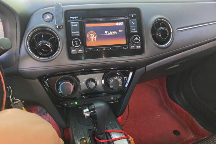 Used Honda XR-V 2017 1.5L LXi CVT Classic Edition Audio And AC Panel