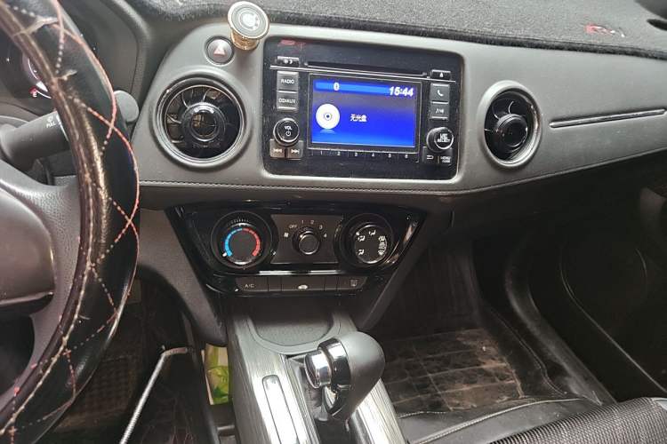 Used Honda XR-V 2017 1.5L LXi CVT Classic Edition Audio And AC Panel