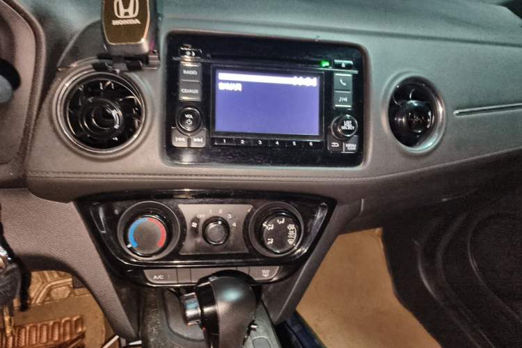 Used Honda XR-V 2017 1.5L LXi CVT Classic Edition Audio And AC Panel