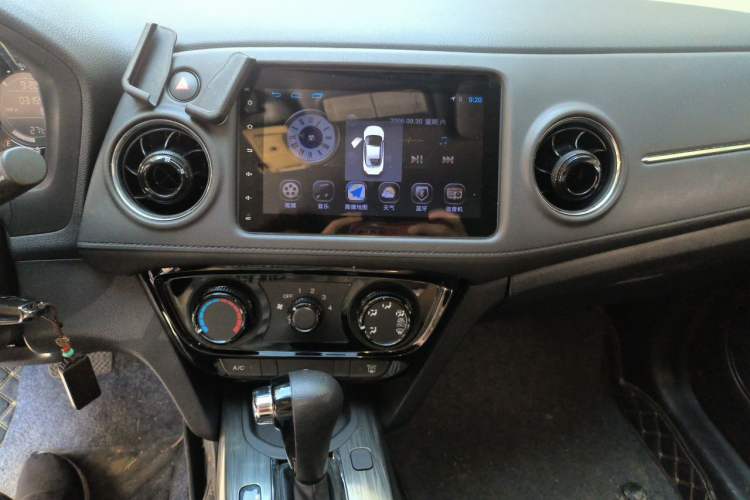 Used Honda XR-V 2017 1.5L LXi CVT Classic Edition Audio And AC Panel