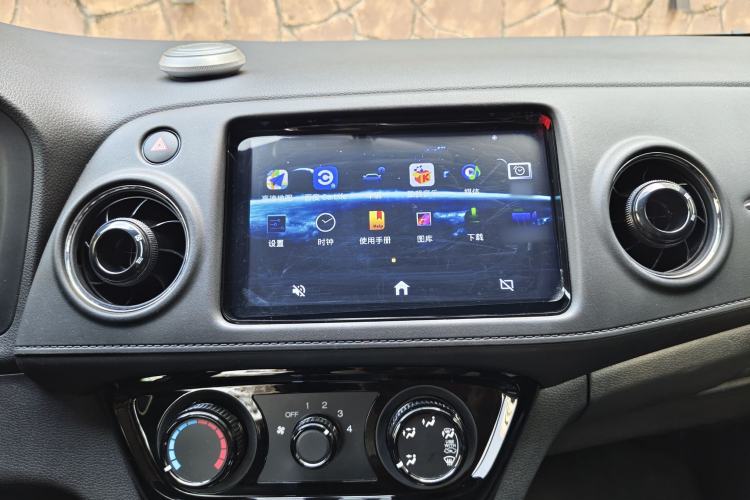 Used Honda XR-V 2017 1.5L LXi CVT Classic Edition Audio And AC Panel