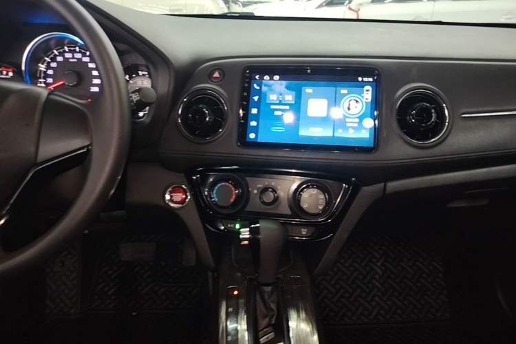 Used Honda XR-V 2017 1.8L EXi CVT Comfort Version Audio And AC Panel