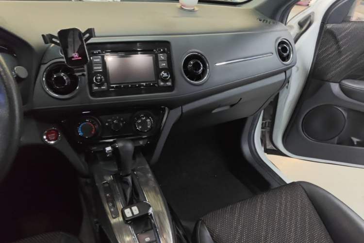 Used Honda XR-V 2017 1.8L EXi CVT Comfort Version Audio And AC Panel