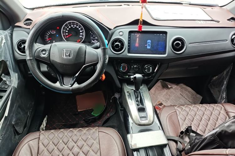 Used Honda XR-V 2017 1.5L LXi CVT Classic Edition Center Console