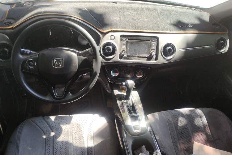 Used Honda XR-V 2017 1.5L LXi CVT Classic Edition Center Console