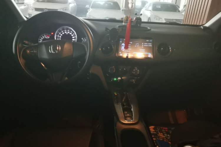 Used Honda XR-V 2017 1.5L LXi CVT Classic Edition Center Console