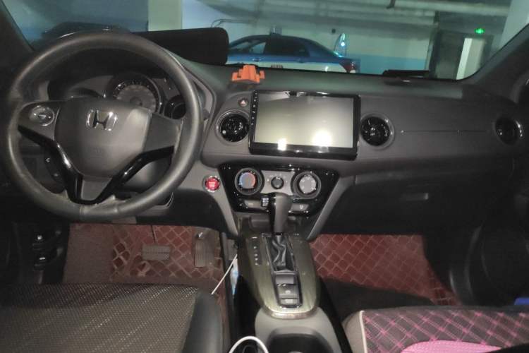 Used Honda XR-V 2017 1.8L EXi CVT Comfort Version Center Console