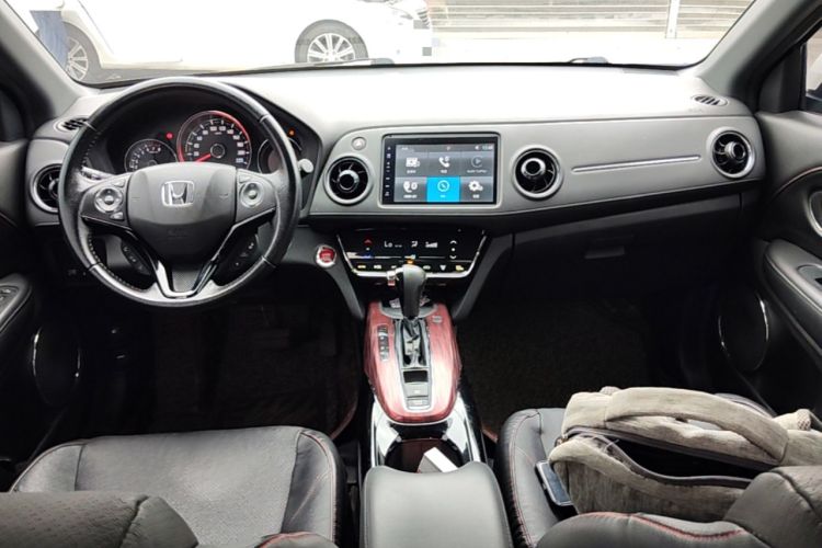 Used Honda XR-V 2017 1.8L VTi CVT Luxury Edition Center Console