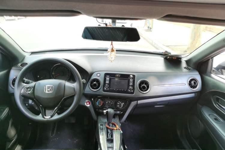 Used Honda XR-V 2017 1.8L EXi CVT Comfort Version Center Console