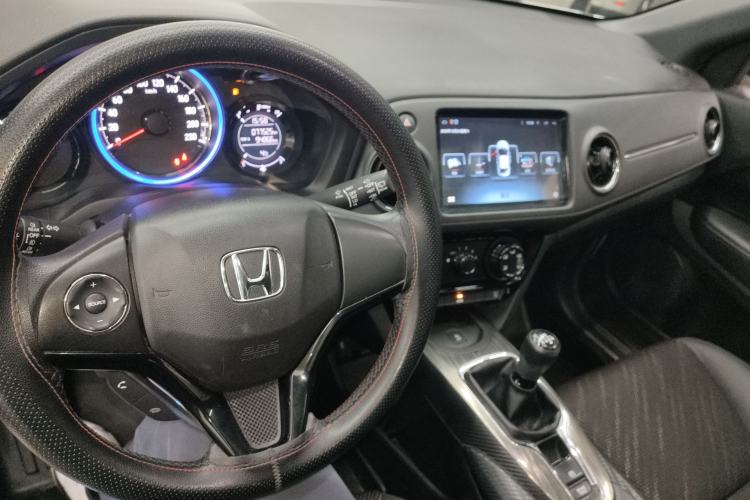 Used Honda XR-V 2017 1.8L EXi Manual Comfort Edition Center Console
