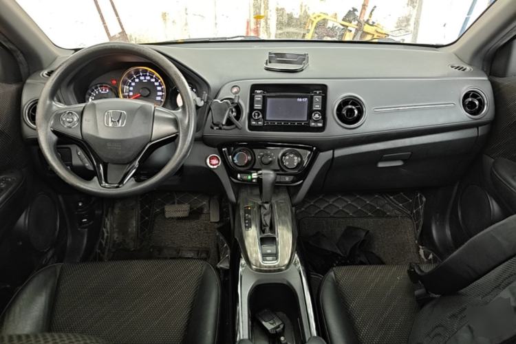Used Honda XR-V 2017 1.8L EXi CVT Comfort Version Center Console