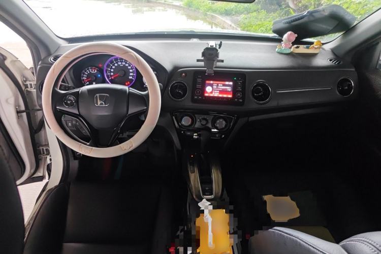 Used Honda XR-V 2017 1.5L LXi CVT Classic Edition Center Console