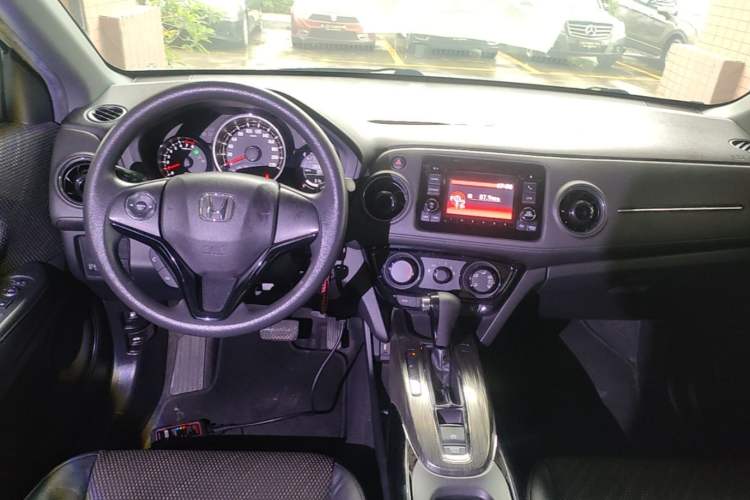 Used Honda XR-V 2017 1.5L LXi CVT Classic Edition Center Console