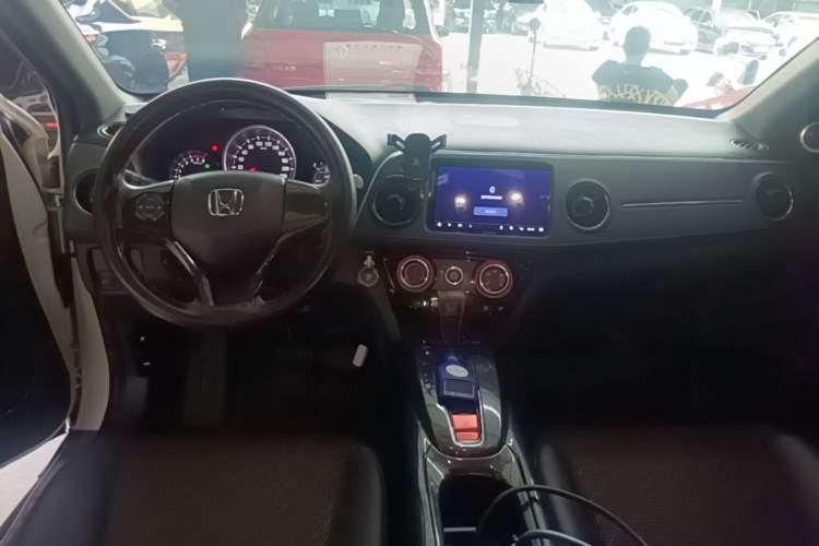 Used Honda XR-V 2017 1.8L EXi CVT Comfort Version Center Console