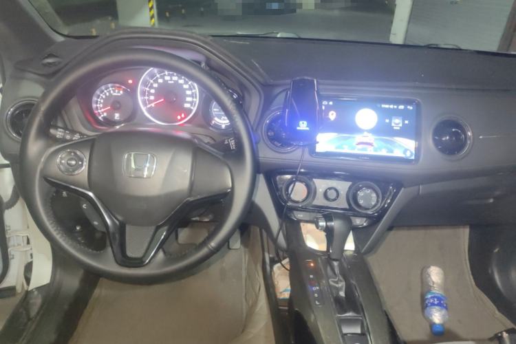 Used Honda XR-V 2017 1.5L LXi CVT Classic Edition Center Console
