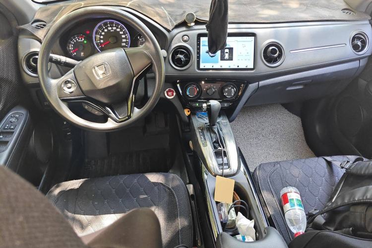 Used Honda XR-V 2017 1.8L EXi CVT Comfort Version Center Console