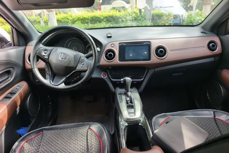 Used Honda XR-V 2017 1.8L VTi CVT Luxury Edition Center Console