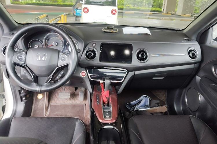 Used Honda XR-V 2017 1.8L VTi CVT Luxury Edition Center Console