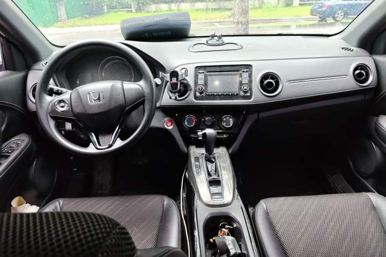 Used Honda XR-V 2017 1.8L EXi CVT Comfort Version Center Console