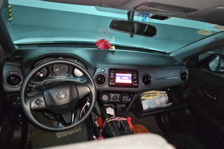 Used Honda XR-V 2017 1.5L LXi CVT Classic Edition Center Console