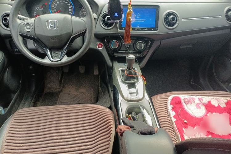 Used Honda XR-V 2017 1.8L EXi Manual Comfort Edition Center Console