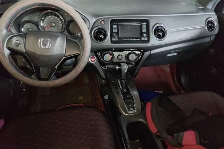 Used Honda XR-V 2017 1.8L EXi CVT Comfort Version Center Console