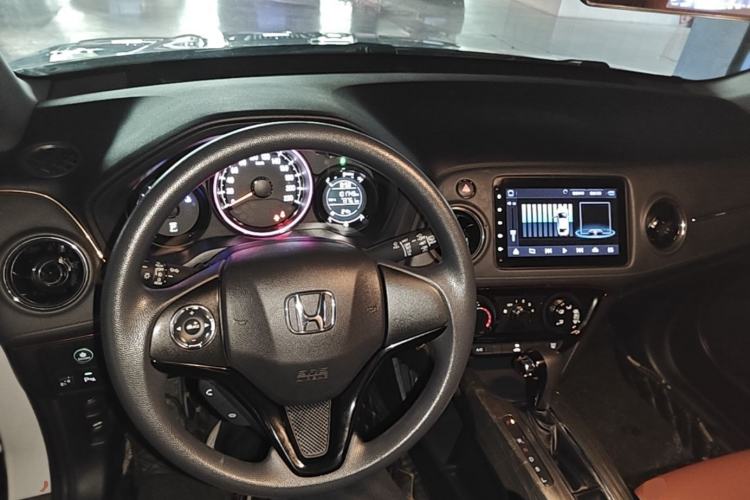 Used Honda XR-V 2017 1.5L LXi CVT Classic Edition Center Console