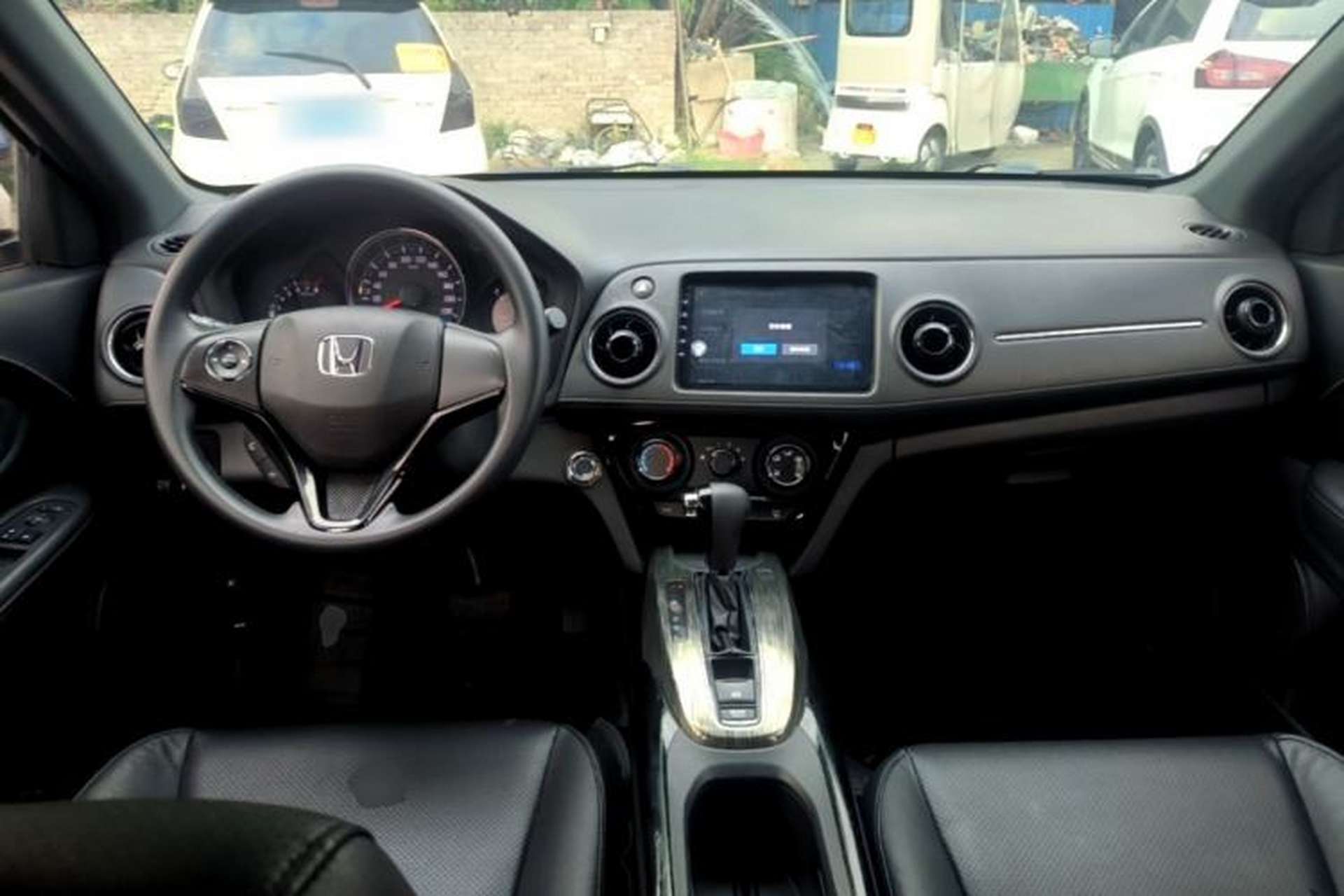 Used Honda XR-V 2017 1.8L EXi CVT Comfort Version Center Console