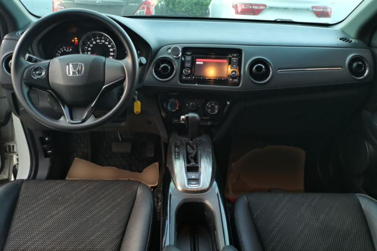Used Honda XR-V 2017 1.5L LXi CVT Classic Edition Center Console