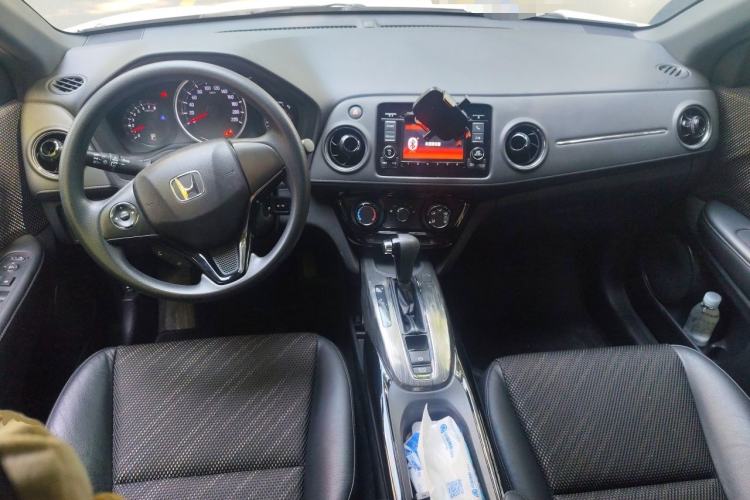 Used Honda XR-V 2017 1.5L LXi CVT Classic Edition Center Console