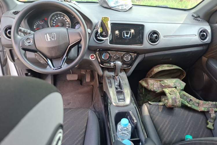 Used Honda XR-V 2017 1.8L EXi CVT Comfort Version Center Console