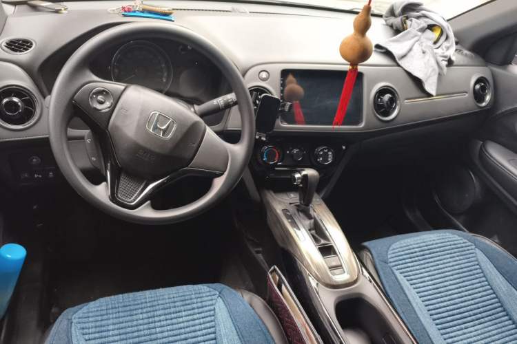 Used Honda XR-V 2017 1.8L EXi CVT Comfort Version Center Console