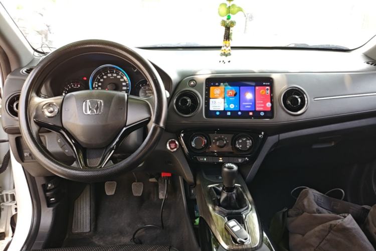 Used Honda XR-V 2017 1.8L EXi Manual Comfort Edition Center Console