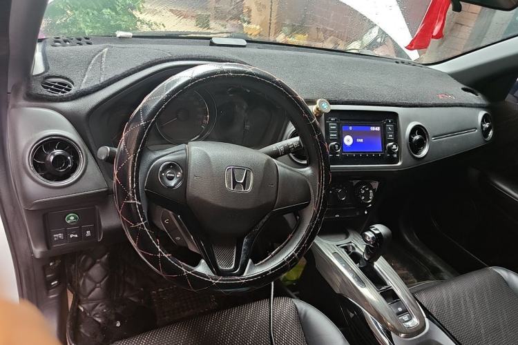 Used Honda XR-V 2017 1.5L LXi CVT Classic Edition Center Console