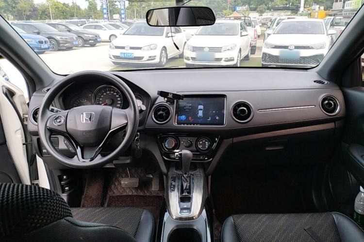 Used Honda XR-V 2017 1.5L LXi CVT Classic Edition Center Console