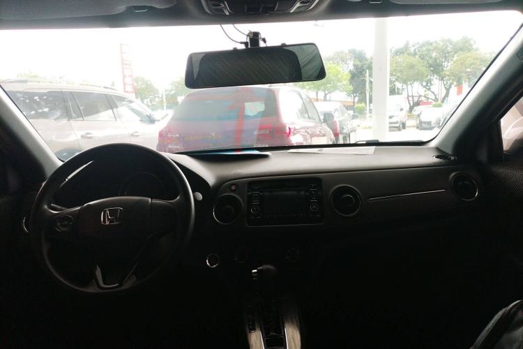 Used Honda XR-V 2017 1.8L EXi CVT Comfort Version Center Console