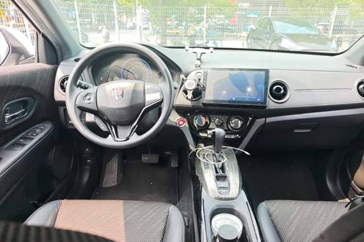 Used Honda XR-V 2017 1.8L EXi CVT Comfort Version Center Console